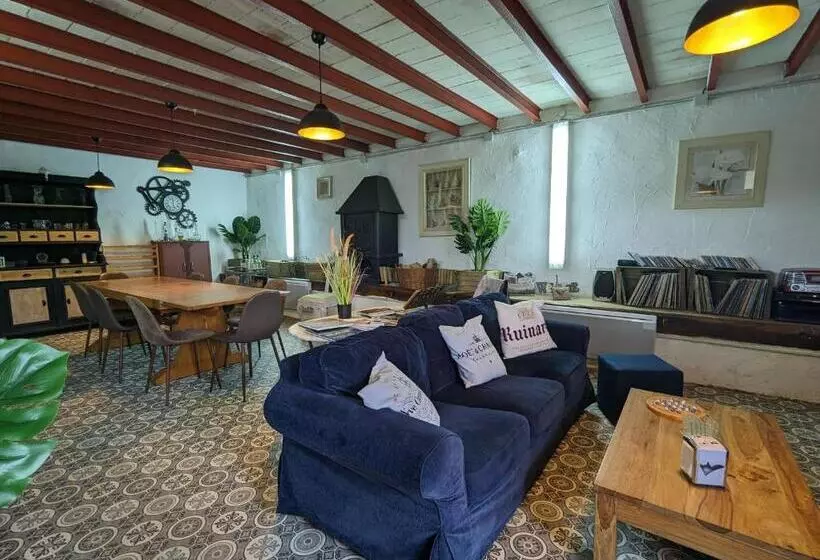 ペンション Guestroom Bouges Le Château, 1 Pièce, 3 Personnes Fr 1 591 536