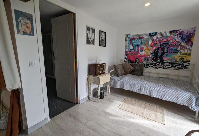 بنسيون Guestroom Bouges Le Château, 1 Pièce, 3 Personnes   Fr 1 591 536