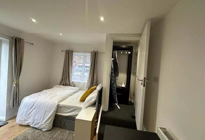 ペンション Keedonwood Road Bromley, Rooms With Free Wifi