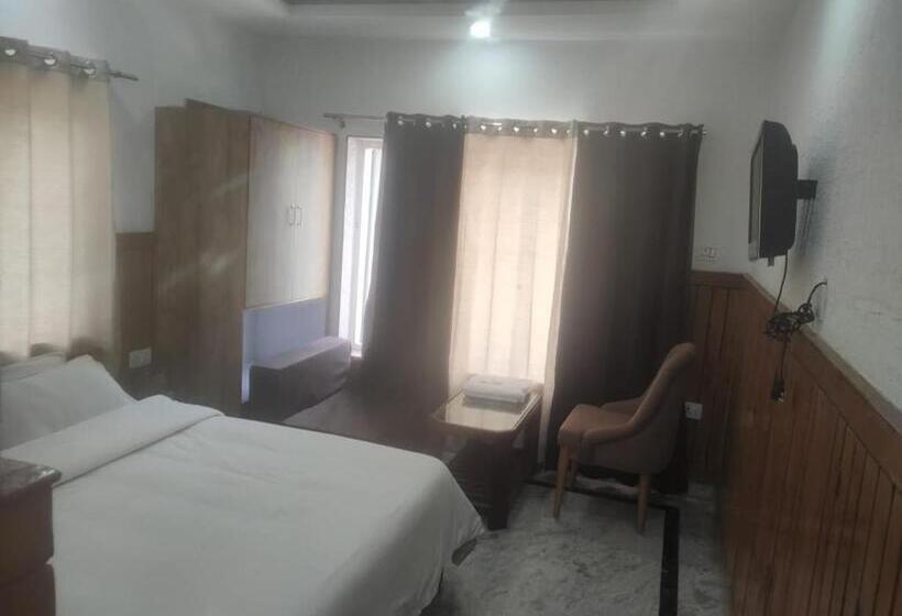 Отель Chardham Prithvi Phata