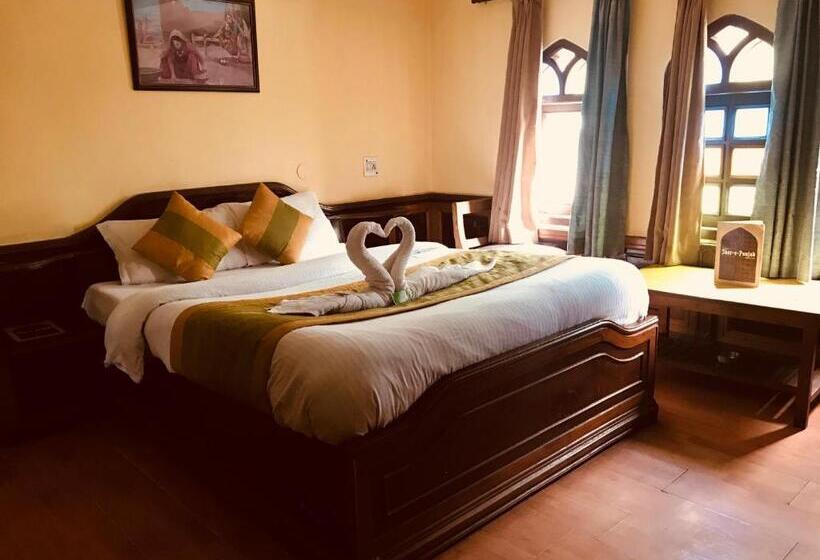 Royal Hill View Hotel And Resort