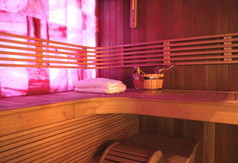 Bed and Breakfast Dionbulles & Dionlodge Guesthouse, Private Wellness Pool In Option