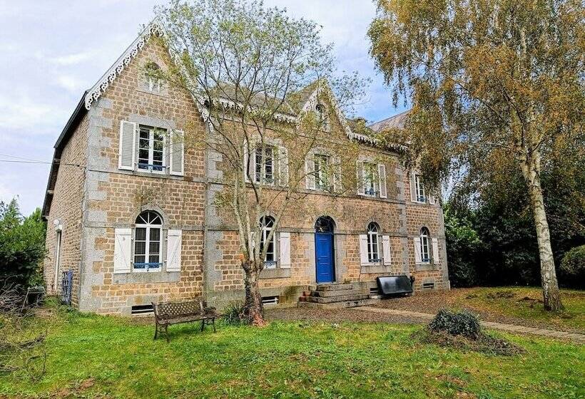 ベッドアンドブレックファースト Maison La Motte