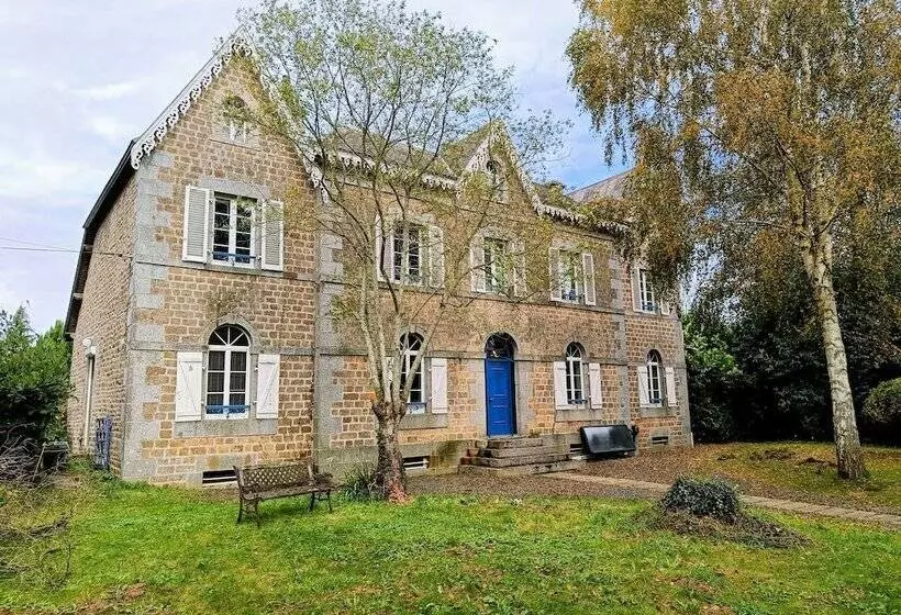 ベッドアンドブレックファースト Maison La Motte