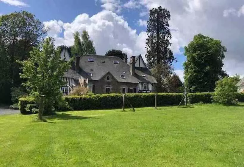 ベッドアンドブレックファースト Maison La Motte