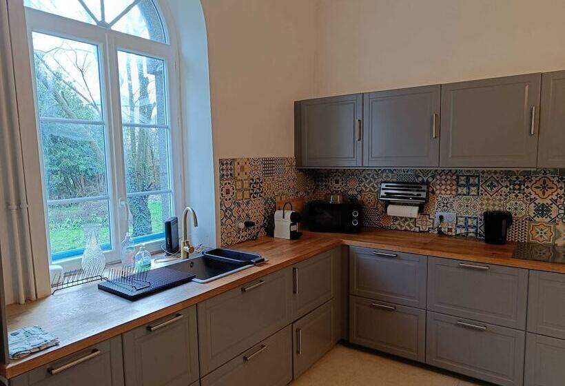 ベッドアンドブレックファースト Maison La Motte