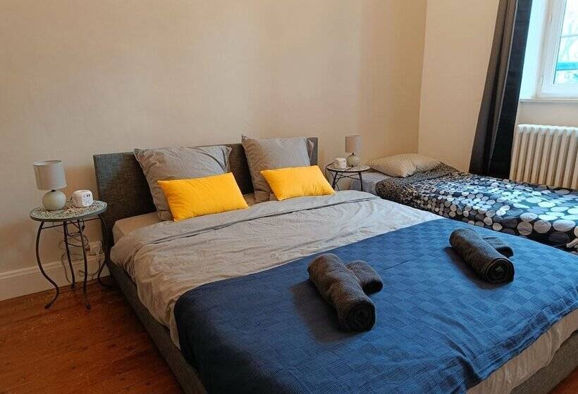 ベッドアンドブレックファースト Maison La Motte