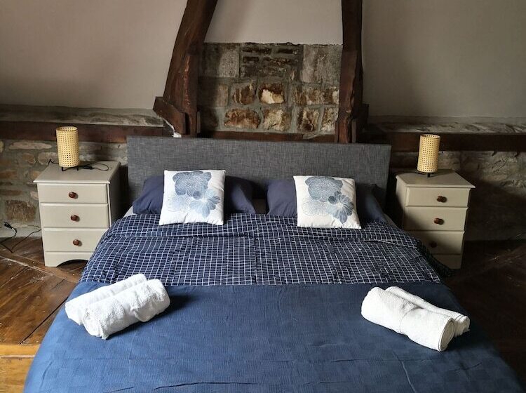 ベッドアンドブレックファースト Maison La Motte