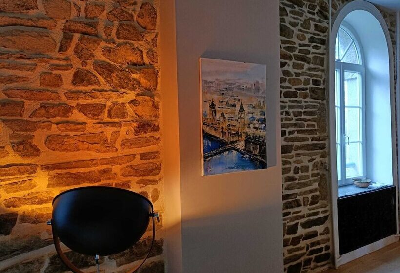 ベッドアンドブレックファースト Maison La Motte