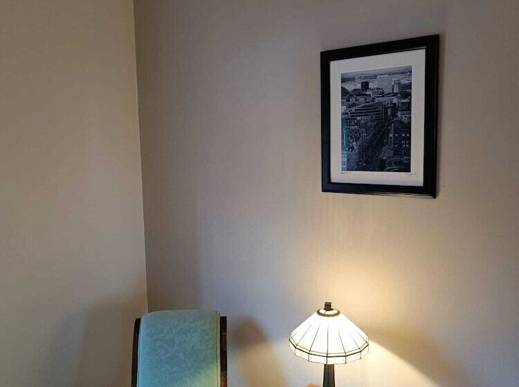 ベッドアンドブレックファースト Maison La Motte