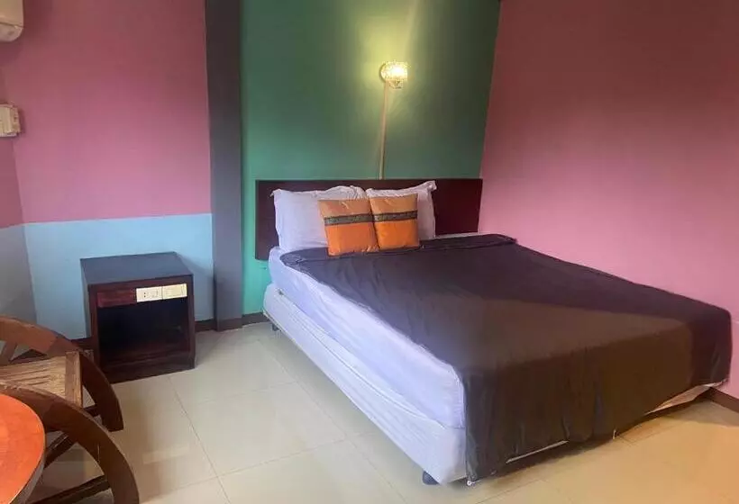 Hotelli โรงแรมมวกเหล็กเกสท์อินท์