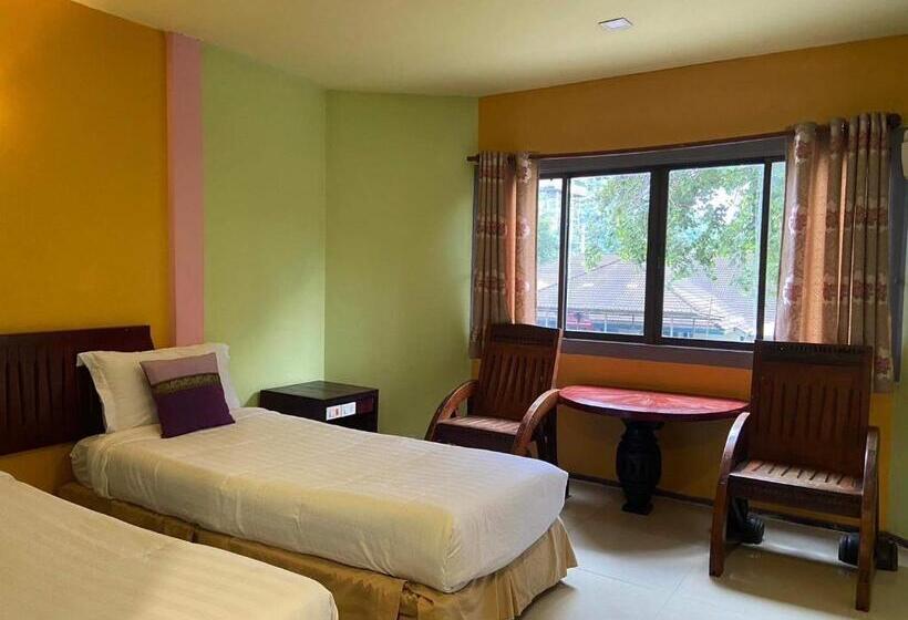 Отель โรงแรมมวกเหล็กเกสท์อินท์