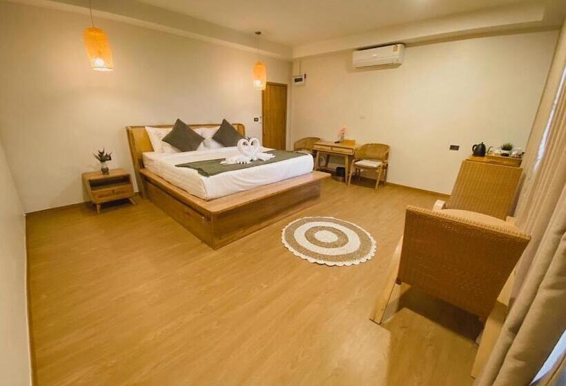 בית מלון כפרי Cirrus Valley Hill Resort