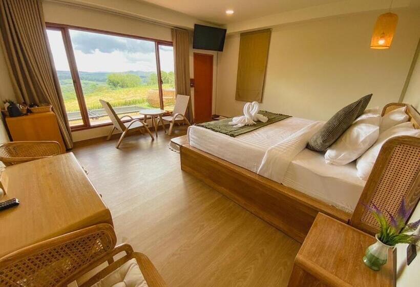 בית מלון כפרי Cirrus Valley Hill Resort