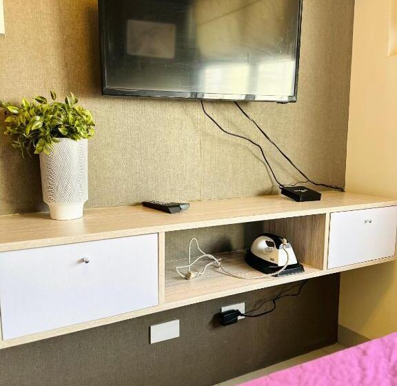 Hotelli Edward S Bed 2