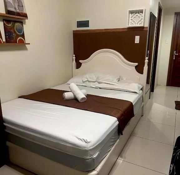 Hôtel Edward S Bed 2