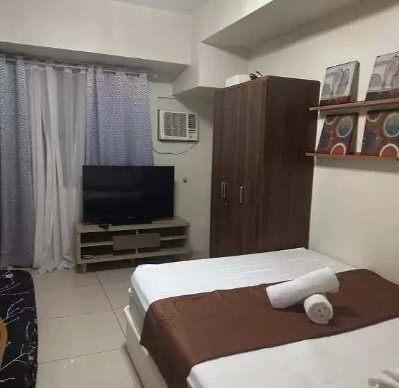 Hôtel Edward S Bed 2