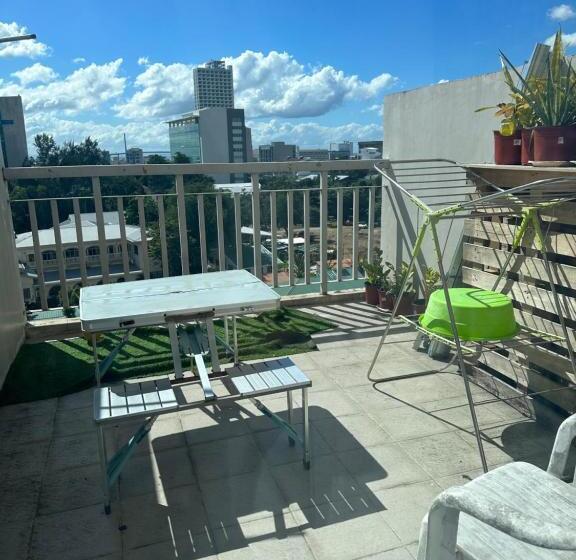 Hotelli Edward S Bed 2