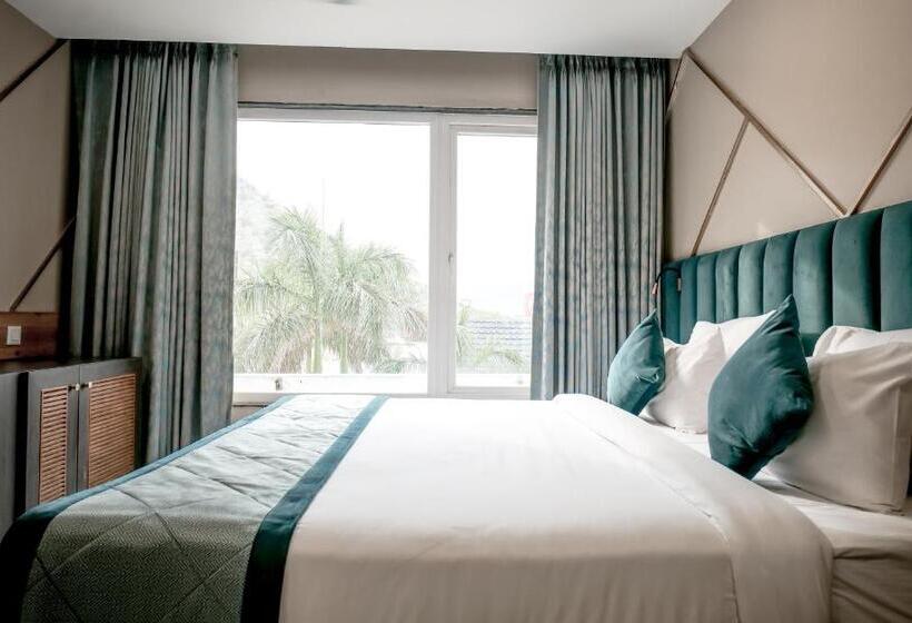 ホテル Highway King Shahpura