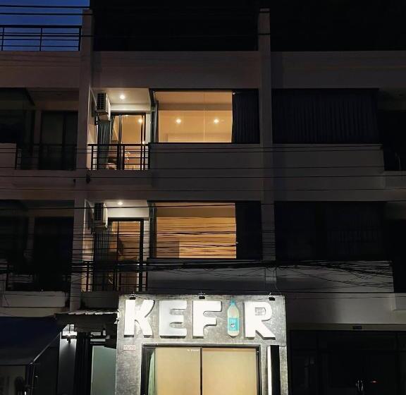 Hotelli Kefir Phuket