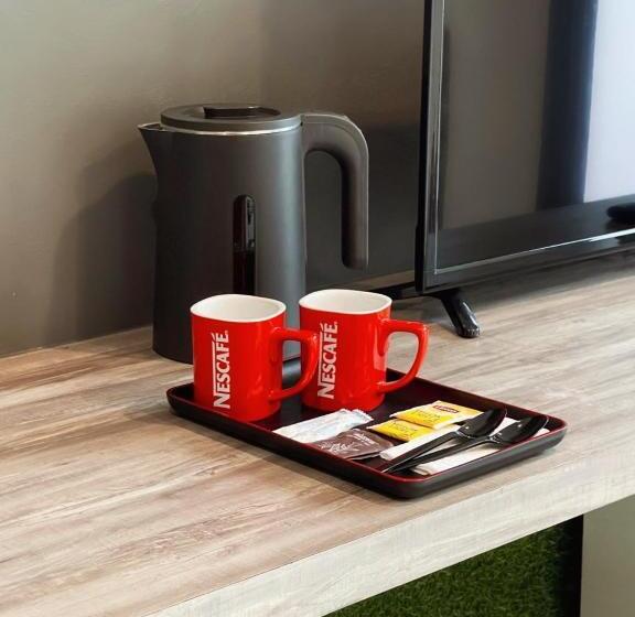 Hotelli Kefir Phuket