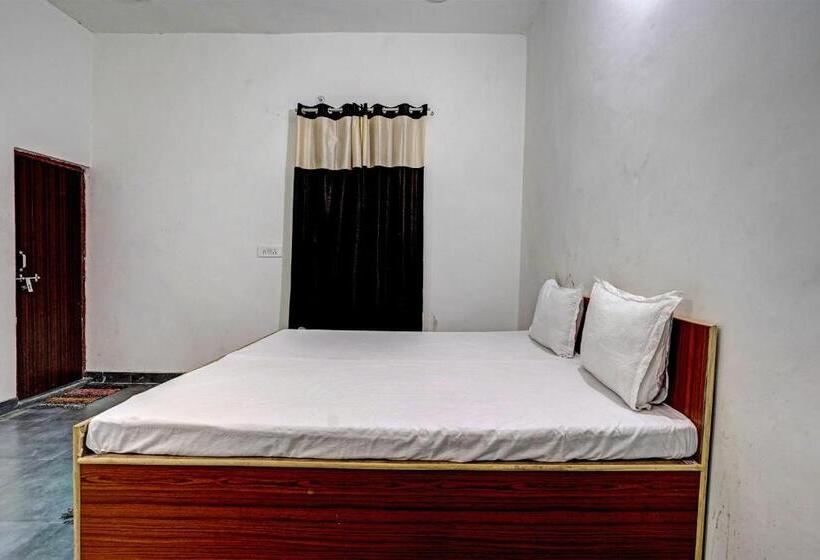 Hotell Oyo Double Ss