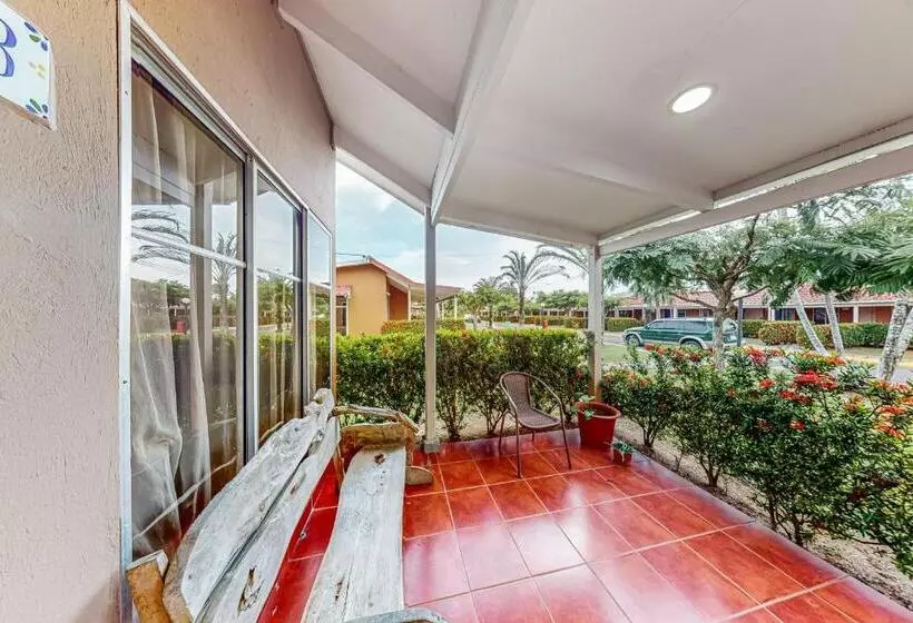 Hotelli Paradise C 43