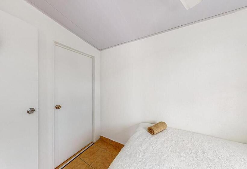 هتل Paradise C 43