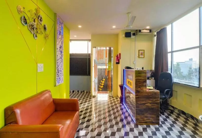 ホテル Spot On Mayur Guest House