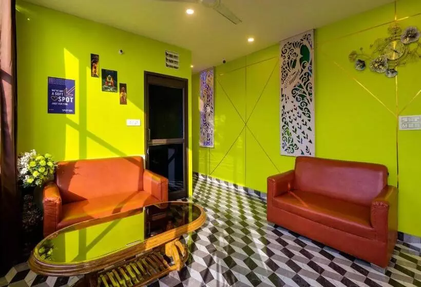 ホテル Spot On Mayur Guest House