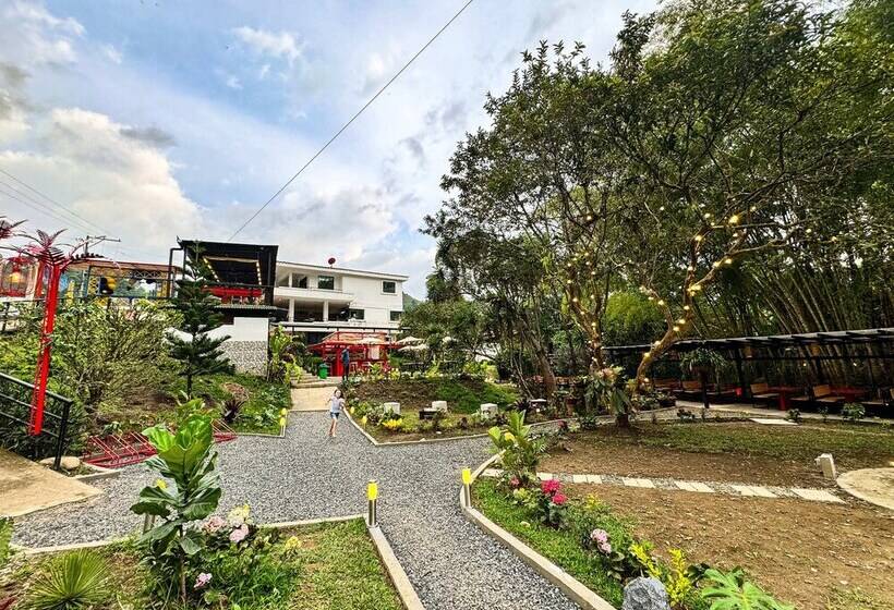 בית מלון כפרי Tierra Maravilla