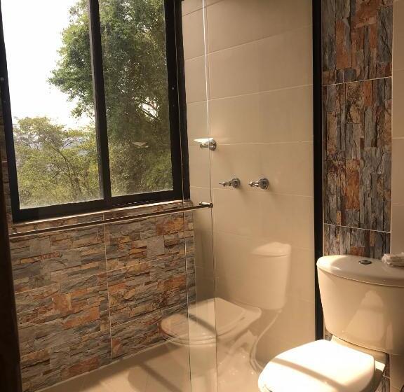 هتل Villas Del Bambú