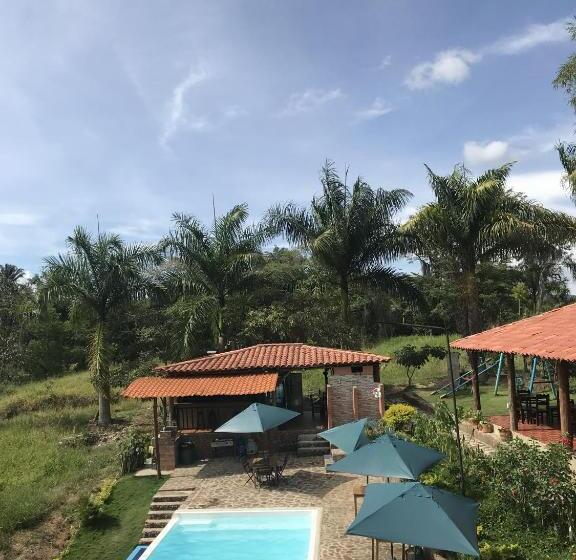 هتل Villas Del Bambú