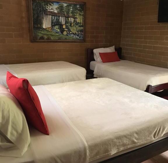 هتل Villas Del Bambú