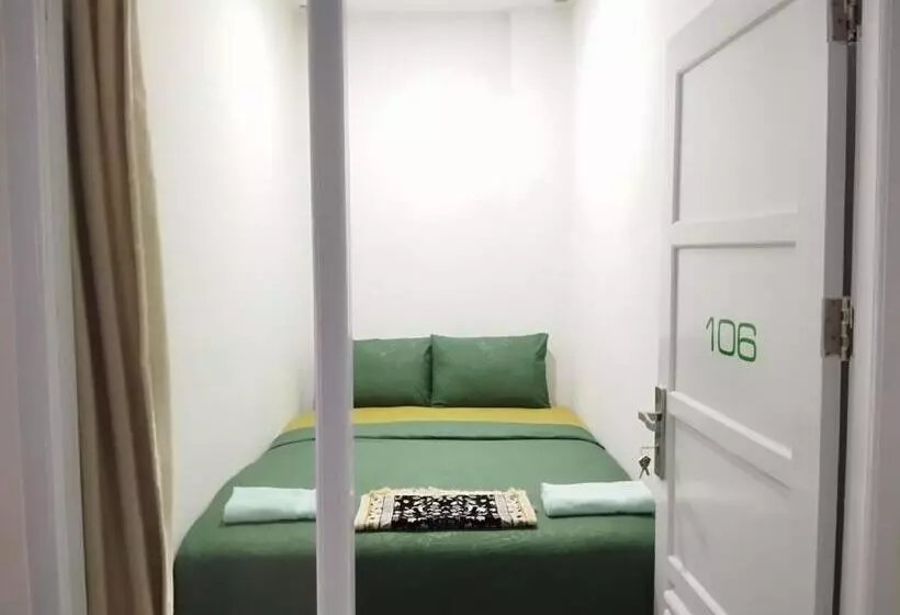 Kareem Syariah Hostel Bukittinggi