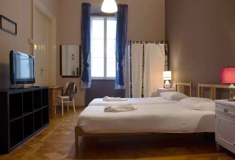 Hostel Trieste