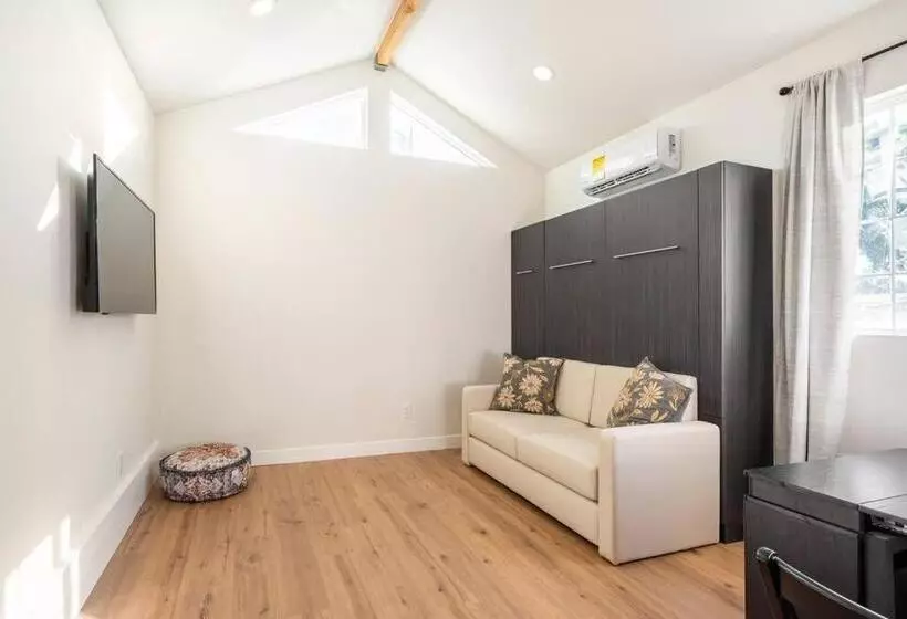 ペンション Beautiful Downey Guest House