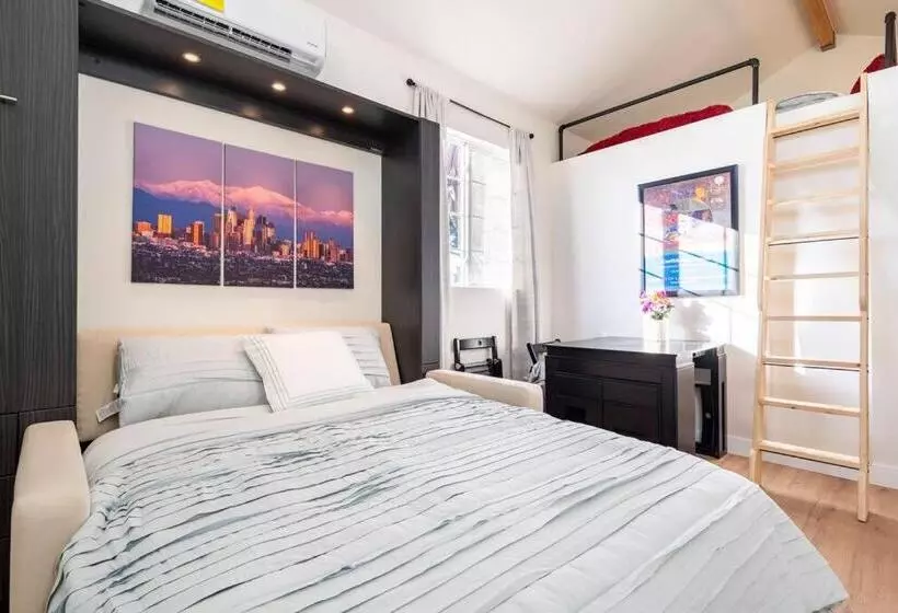 ペンション Beautiful Downey Guest House