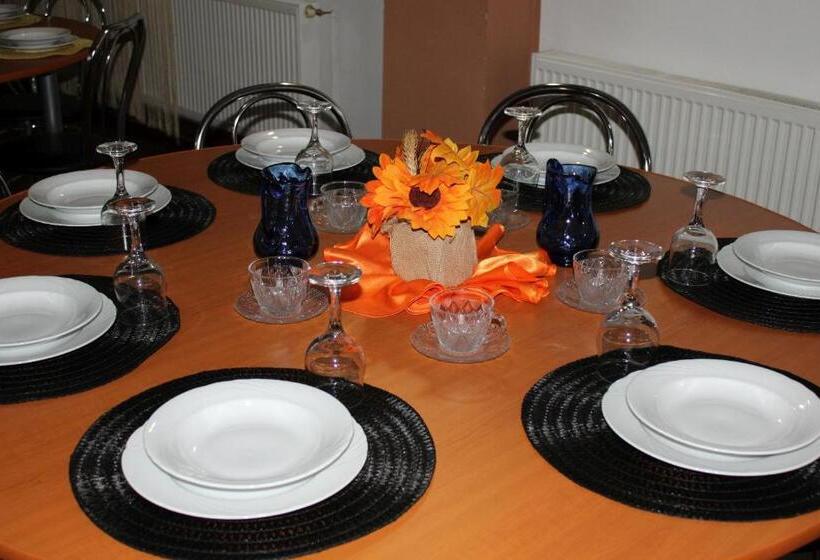 پانسیون Casa Dănuț