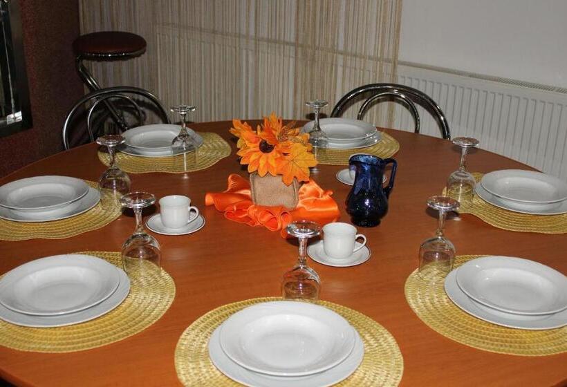 پانسیون Casa Dănuț