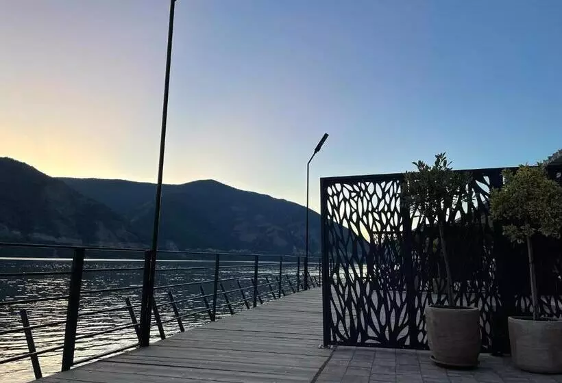 Majatalo Complex Turistic Emilio