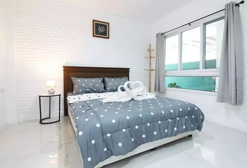 ペンション Room In Guest Room   Baan Khunphiphit Homestay No3351