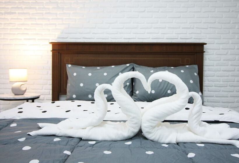 پانسیون Room In Guest Room Baan Khunphiphit Homestay No3351