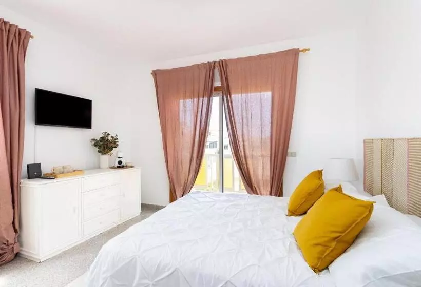 ペンション Eden Rentals 102 Surfy Stylish Bed&coffee Balcony