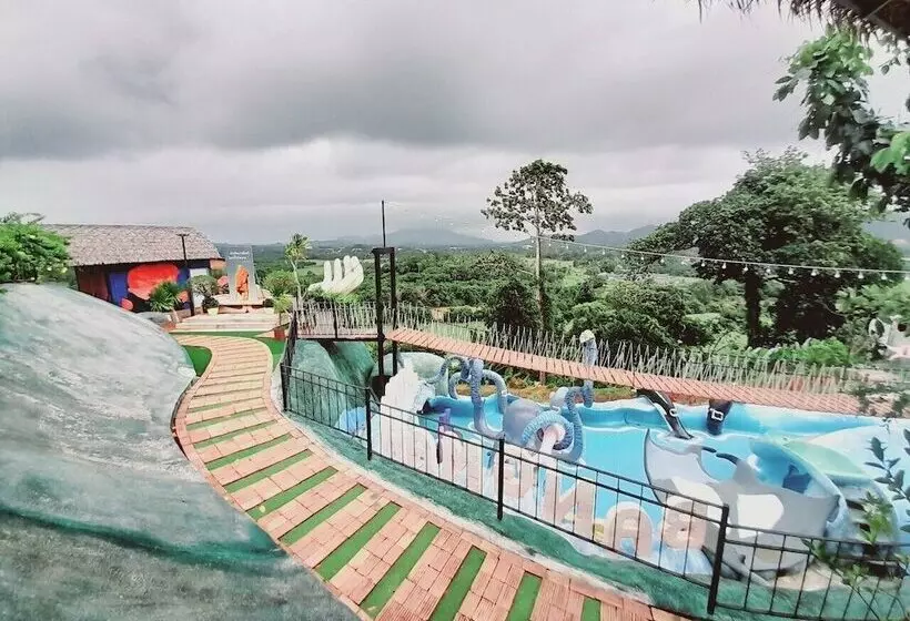 Lomakeskus Bangmara Hill