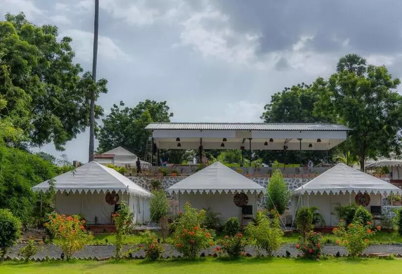 Riverview Tent Resort