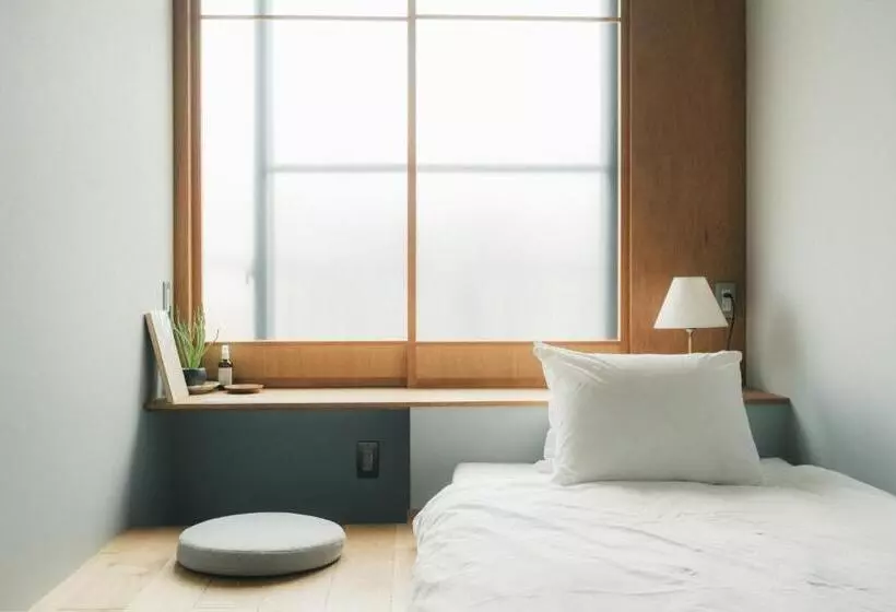 Retkeilymaja Okazaki Micro Hotel Angle