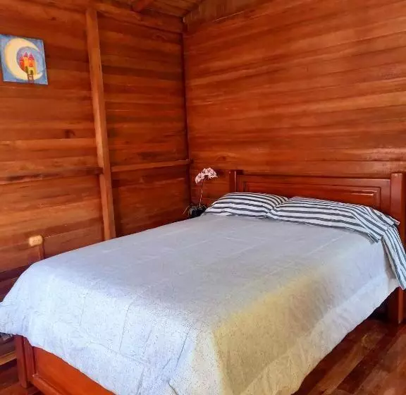 Aamiaismajoitus (B&B) Paraiso Orquideario