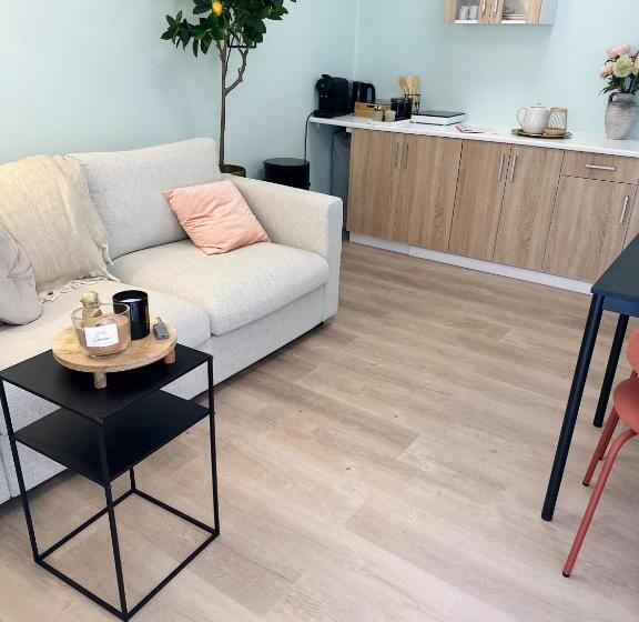 Bed and Breakfast Wellness Studio Tiel