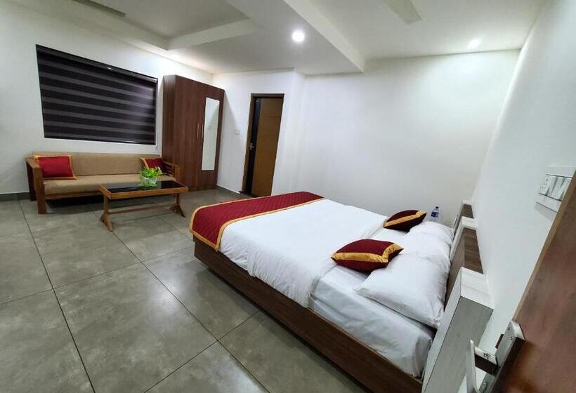 فندق Halo Residency